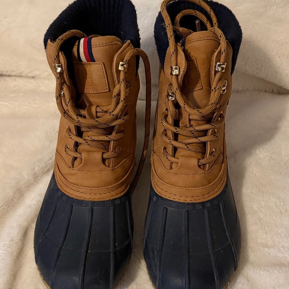 Tommy Hilfiger Brown and Black Winter Boots